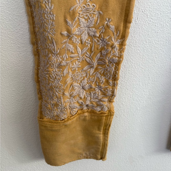 Magnolia Pearl Whistlestop Underjohns - Magnolia - Picture 7 of 13